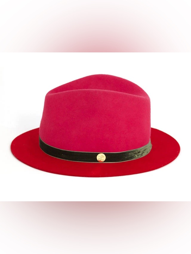 Liebe Girls Hat With Original Branded Presentation Hat Box Both Brand New